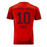 Camisa de time de futebol Bayern Munich Leroy Sane #10 Replicas 1º Equipamento 2024-25 Manga Curta
